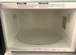 lot 133 image: The Genius Supreme Microwave by Panasonic