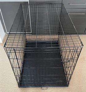 lot 80A image: Large Metal Dog Kennel