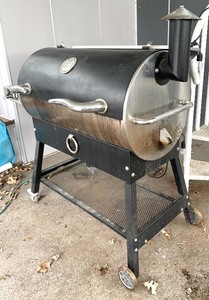 lot 156 image: Rec Tec Wood Pellet Grill