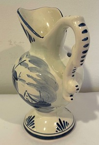 lot 158 image: Petite Delft Pitcher