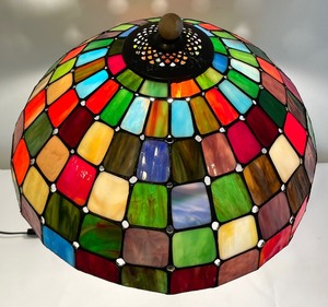 lot 166 image: Stunning Stained Glass Lamp