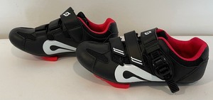 lot 23A image: Peloton Shoes