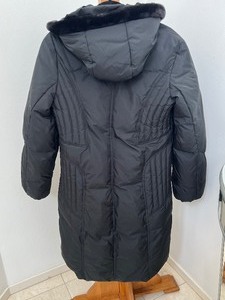 lot 71A image: Ladies Larry Levin Down Jacket