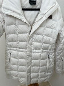 lot 67 image: Northface Womens Medium White Jacket