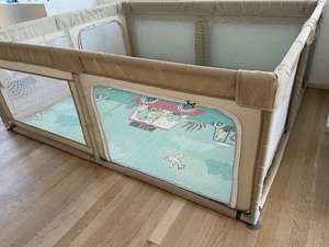 lot 68A image: Extra Large Childrens Playpen with Colorful Floor Pad