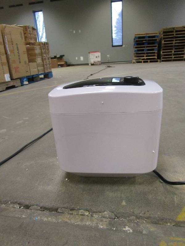 lot 795 image: 8 L Electric Hot Water Heater Storage Tank Instant Water Warmer Bathroom Shower (OPEN BOX)