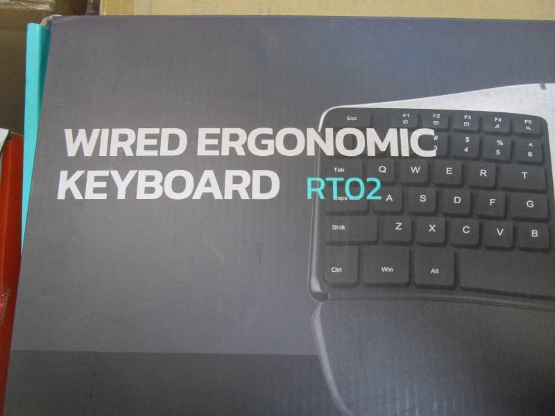 lot 794 image: Wired Ergonomic Keyboard in Black & Silver (OPEN BOX)