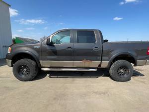 2006 Ford F-150 XLT - 4X4