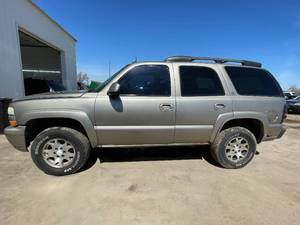 2003 Chevrolet Tahoe LS - 4X4