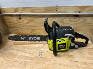 lot 21 image: RYOBI 16 in. 37cc 2-Cycle Gas Chainsaw with Heavy-Duty Case