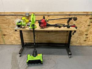 lot 112 image: Lot of 2 Gas Powered String Trimmers and a Battery Powered Snow Shovel