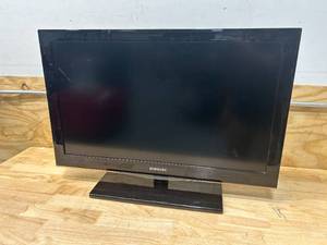 lot 118 image: SAMSUNG LN32C540 32 720p LCD HDTV