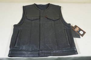 lot 9 image: First Manufacturing Sharp Shooter Motorcycle Leather Vest -Medium