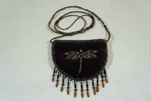 lot 26 image: Art Deco Handmade Mini Purse with Beads
