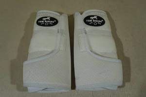 lot 102 image: TGW Riding Sports Medicine Boots -Small