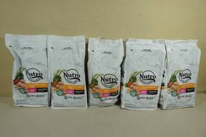 lot 117 image: 25lbs Nutro Adult Dog Food
