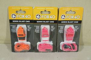 lot 127 image: 3 Fox 40 Sonik Blast CMG Whistles