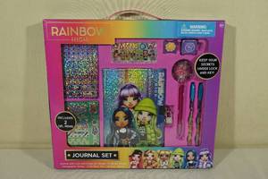 lot 164 image: Rainbow High Journal Set