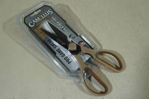 lot 198 image: Camillus Pro Game Shears