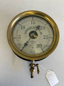 lot 76 image: Kewanee Boiler Co American Bourdon Gauge