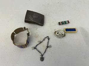 lot 127 image: Military Items