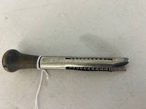 lot 128 image: Vantage Apple Corer