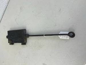 lot 14 image: Antique Cast Iron FireplaceCampfire Waffle Maker