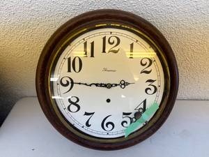 lot 18 image: Ansonia Clock