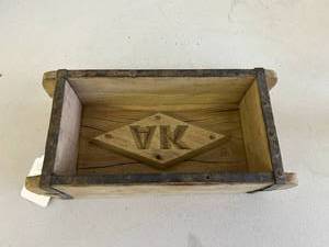 lot 30 image: Vintage Brick Mold
