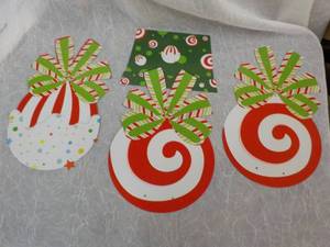 New 3 Metal Holiday Wall Hangings...