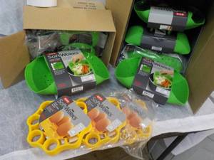 10 OXO Softworks Silicone Kitchen P...