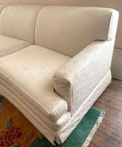 lot 95 image: Vintage Curved Sofa