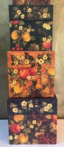 lot 92 image: 7 Piece Nesting Boxes by Bobs Boxes