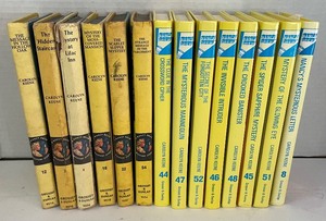 lot 122 image: Nancy Drew Mystery Story Books