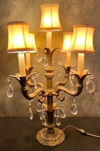 lot 141 image: Elegant Brass Vintage Five Arm Lamp with Dangling Prisms