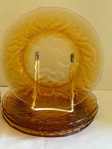 lot 46 image: Set of Eight Seneca Driftwood Luncheon Plates