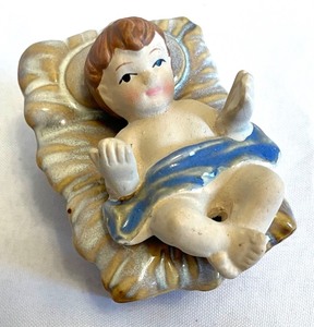 lot 305 image: Porcelain Nativity Set