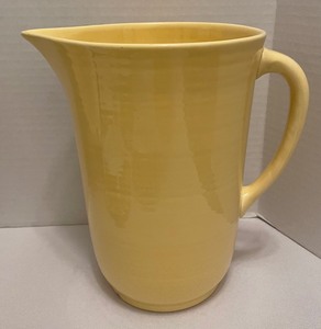 lot 341 image: Kitchen Goodies including Pyrex