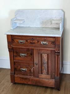lot 157 image: Antique Marble Topped Commode