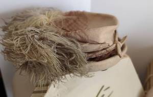 lot 169 image: Vintage Hats and Hat Boxes