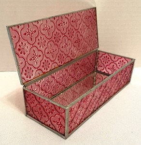 lot 376 image: Lovely Trinket Boxes