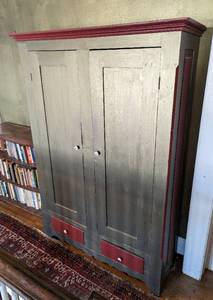 lot 189 image: Large Painted Vintage Wood Storage Cabinet