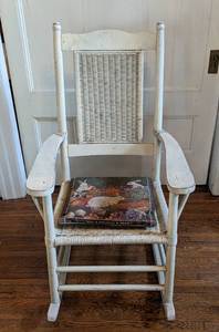lot 259 image: Vintage Painted Wood Rocking Chair