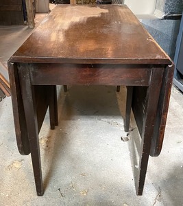 lot 413 image: Vintage Wooden Drop Leaf Table
