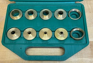 lot 410 image: Woodworking Helpers