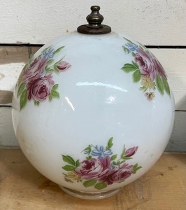lot 422 image: Pair of Vintage Floral Light Fixture Globes