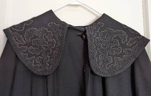 lot 217 image: Vintage Embroidered Swing Coat