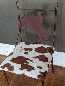 lot 227 image: Cowboy Themed Accent Chair