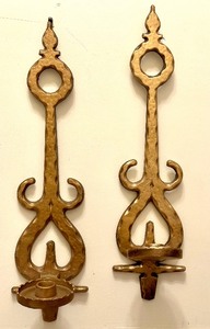 lot 268 image: Three Vintage Homco Wall Candle Holders