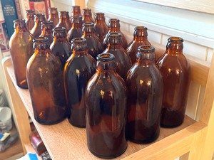 lot 429 image: 20 Brown Glass Bottles
